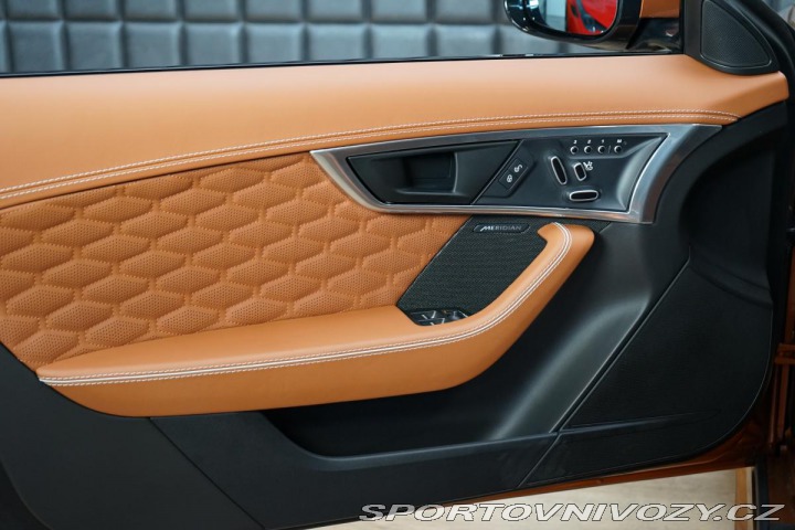 Jaguar F-Type 5.0 SVR Coupé AWD SVO Car 2019