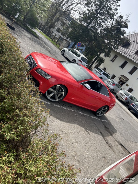 Audi RS5 Rs5 2011