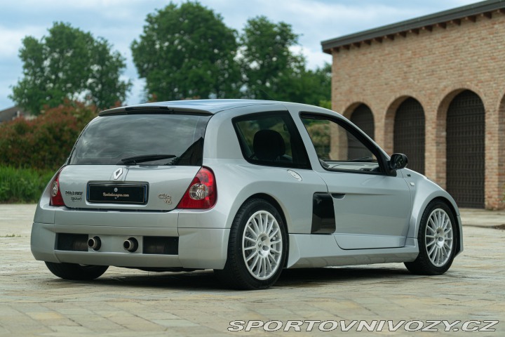 Renault Ostatní modely CLIO V6 phase 1 2002