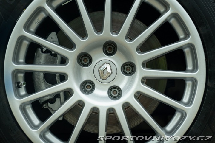 Renault Ostatní modely CLIO V6 phase 1 2002
