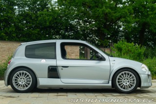 Renault Ostatní modely CLIO V6 phase 1 2002