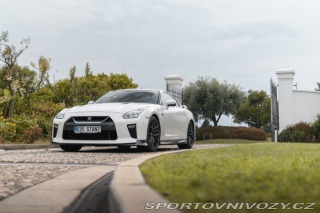 Nissan GT-R R35 - Black Edition 2017