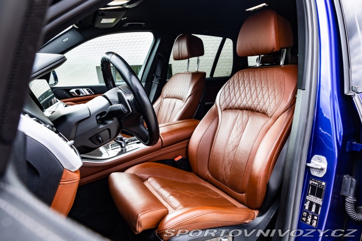BMW X5 M50i, Záruka,Vzduch 2021