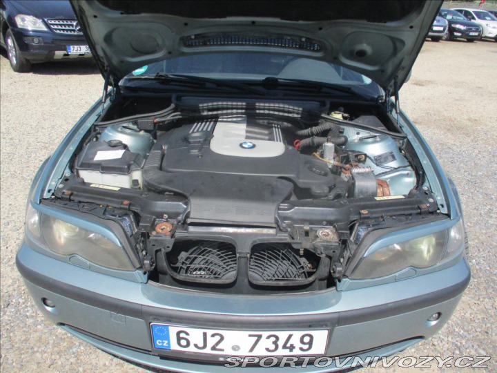 BMW 3 3,0 330d Touring Aut. po 2002