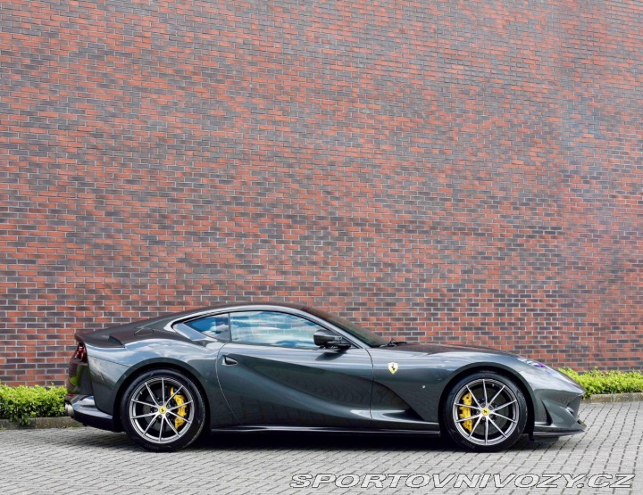 Ferrari 812 6.5 V12 *Full Carbon*Ex 2021