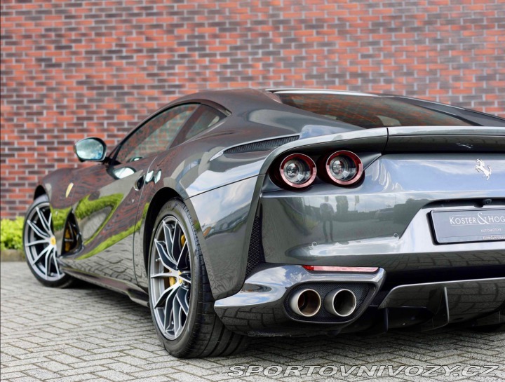 Ferrari 812 6.5 V12 *Full Carbon*Ex 2021