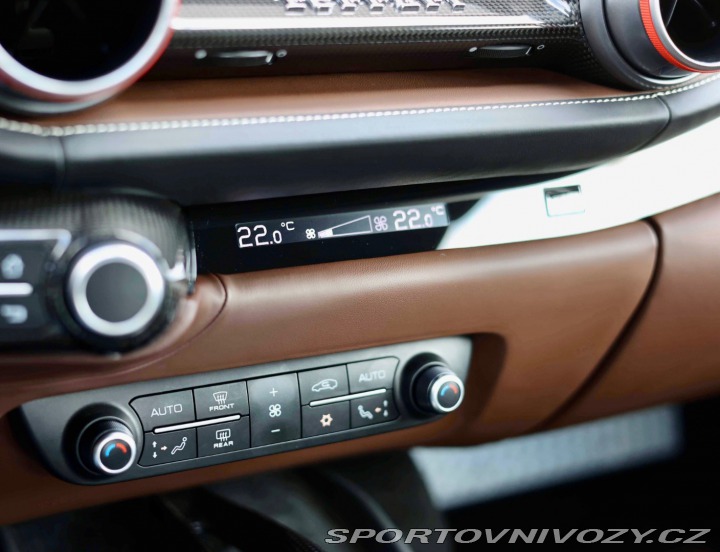 Ferrari 812 6.5 V12 *Full Carbon*Ex 2021