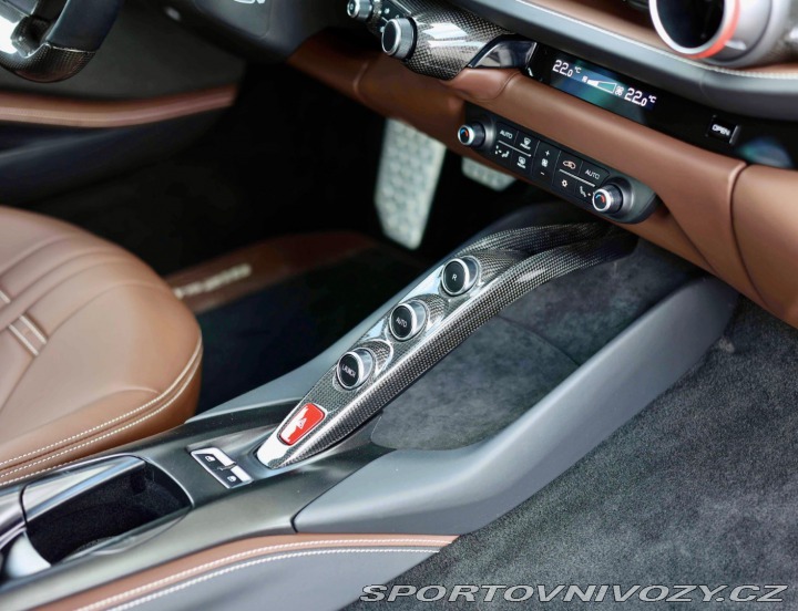 Ferrari 812 6.5 V12 *Full Carbon*Ex 2021
