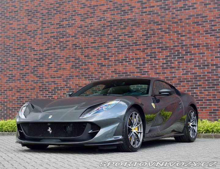 Ferrari 812 6.5 V12 *Full Carbon*Ex 2021