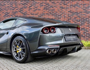 Ferrari 812 6.5 V12  *Full Carbon*Ex 2021