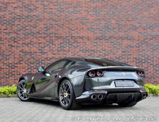 Ferrari 812 6.5 V12  *Full Carbon*Ex 2021