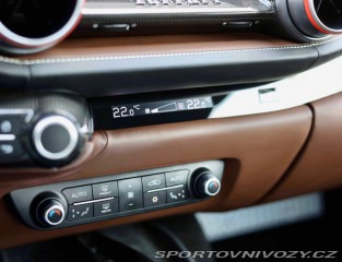Ferrari 812 6.5 V12  *Full Carbon*Ex 2021