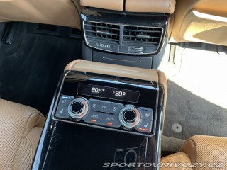 Audi S8  2015