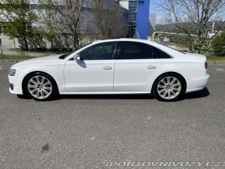 Audi S8  2015