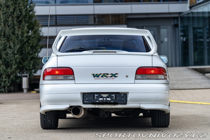 Subaru Impreza STI JDM RHD krásná 2000 2000