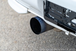 Subaru Impreza STI JDM RHD krásná 2000 2000