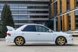 Subaru Impreza STI JDM RHD krásná 2000 2000