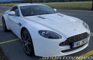 Aston Martin Vantage kupé
