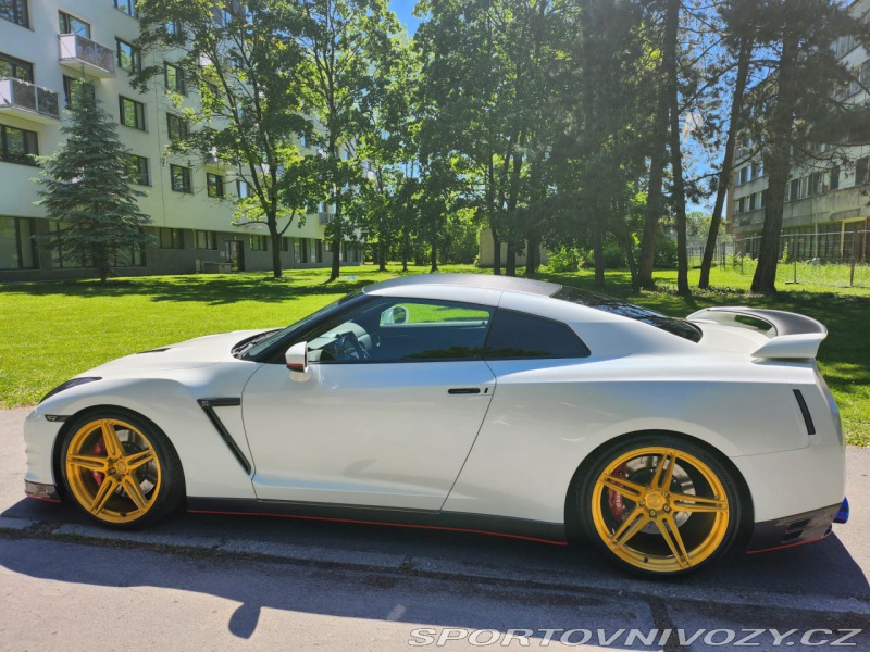 Nissan GT-R R35