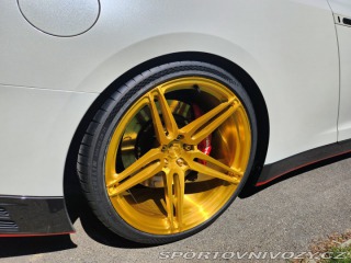 Nissan GT-R R35 2012