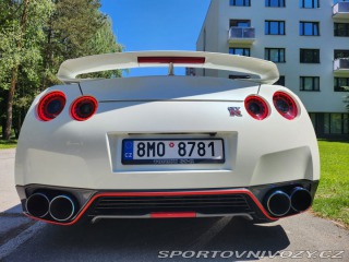 Nissan GT-R R35 2012