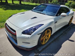 Nissan GT-R R35 2012