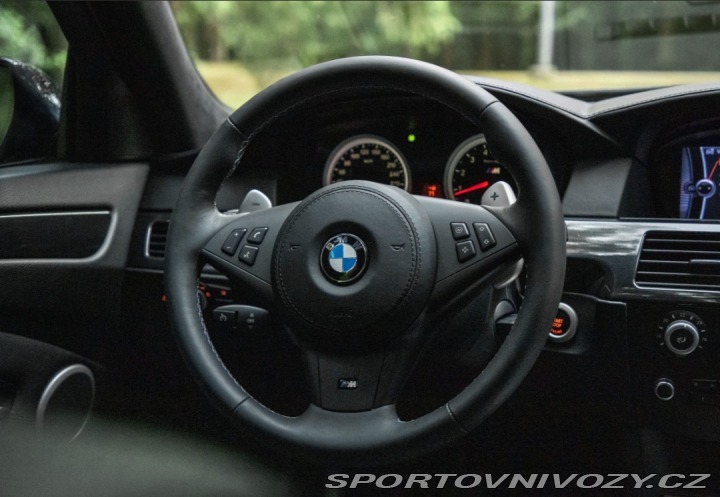 BMW M5 e60 2005