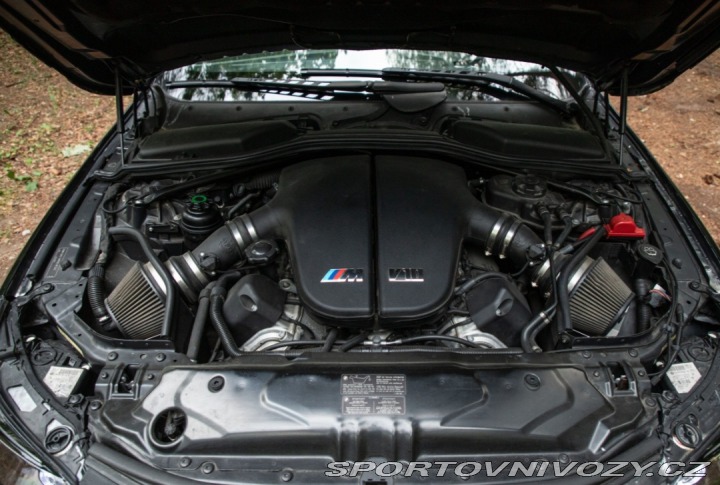 BMW M5 e60 2005