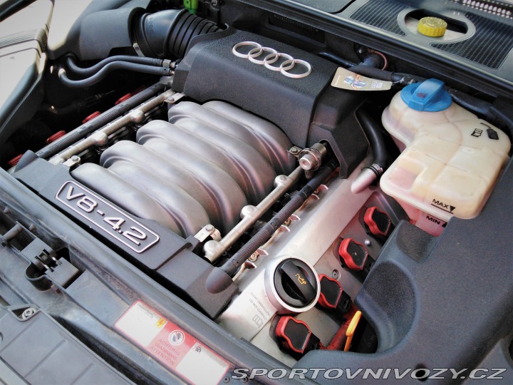 Audi S4 manual cabrio V8 ČR! 2004
