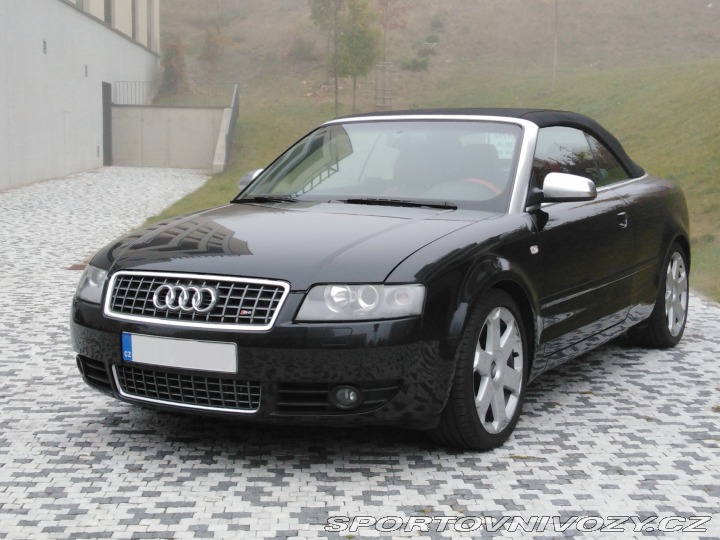 Audi S4 manual cabrio V8 ČR! 2004