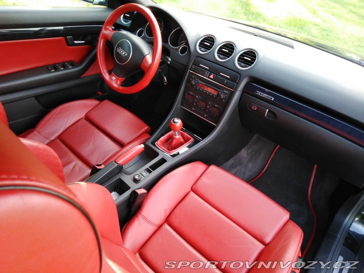 Audi S4 manual cabrio V8 ČR! 2004
