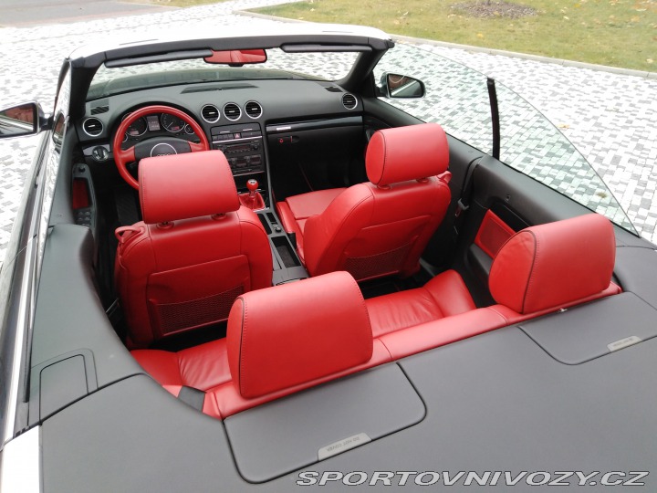 Audi S4 manual cabrio V8 ČR! 2004