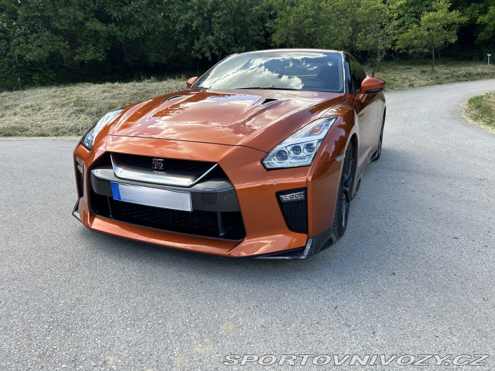 Nissan GT-R Black Edition 2019