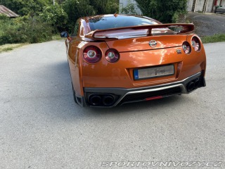 Nissan GT-R Black Edition 2019