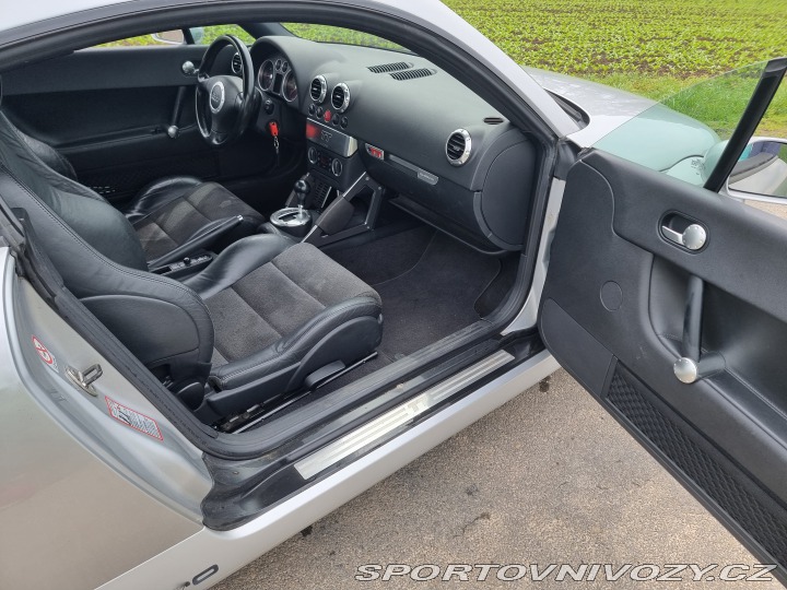 Audi TT 8N 2003