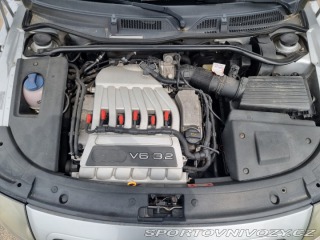 Audi TT 8N 2003