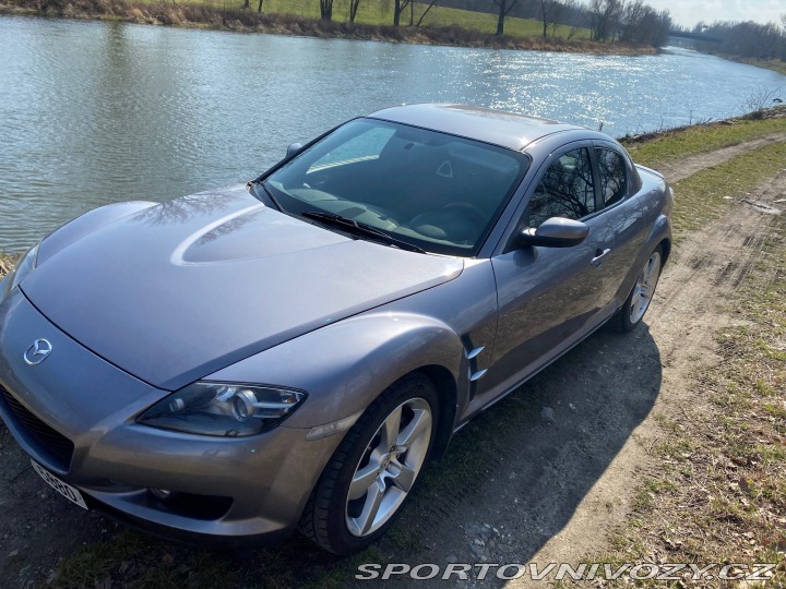 Mazda RX-8 141 kw nový motor 2004