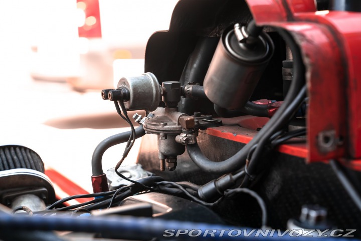 Ostatní značky Ostatní modely Van Diemen Formula X RF04 CFX 2004