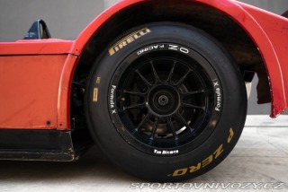 Ostatní značky Ostatní modely Van Diemen Formula X RF04 CFX 2004