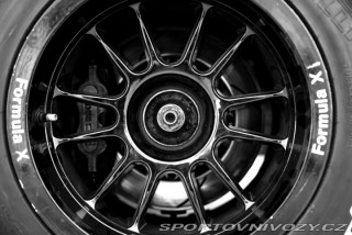 Ostatní značky Ostatní modely Van Diemen Formula X RF04 CFX 2004