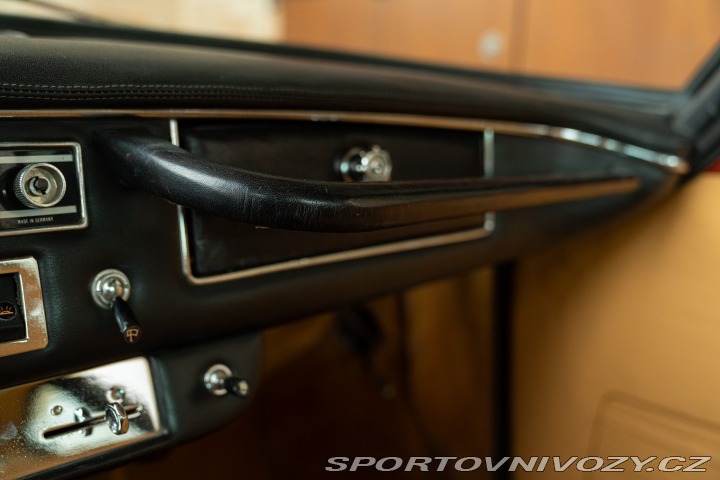 Maserati Ostatní modely MISTRAL 3.7 1968