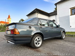 Alfa Romeo Ostatní modely 75 2.0. TS 1990