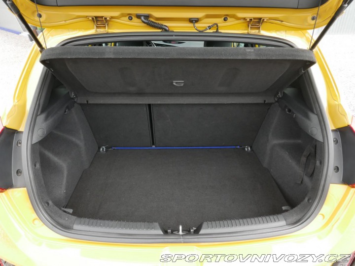 Kia Ceed GT 1,6 T-GDi GT 150 kW 2016