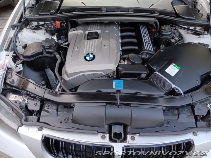 BMW 3 E90 325i 2006