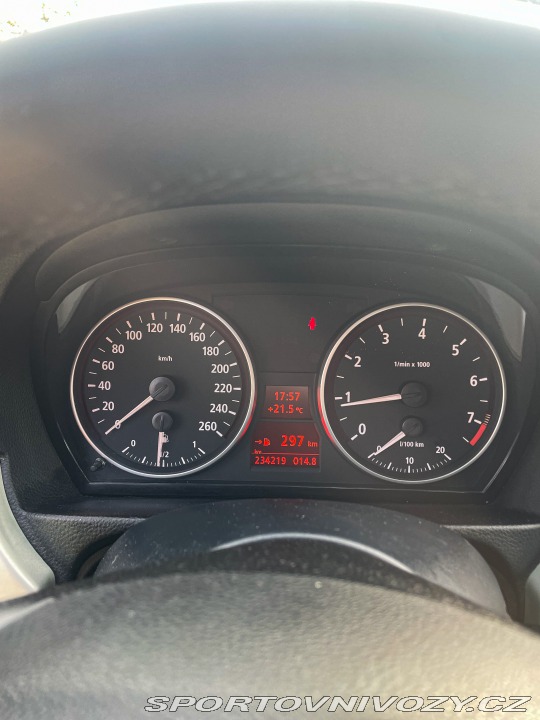 BMW 3 E90 325i 2006