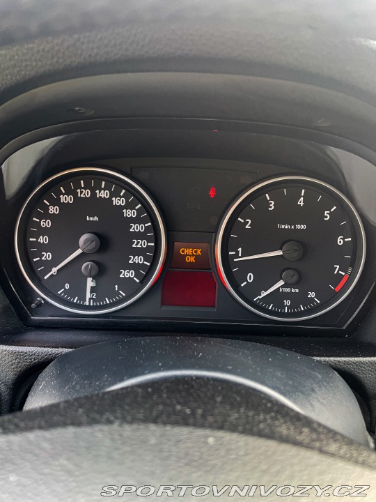 BMW 3 E90 325i 2006