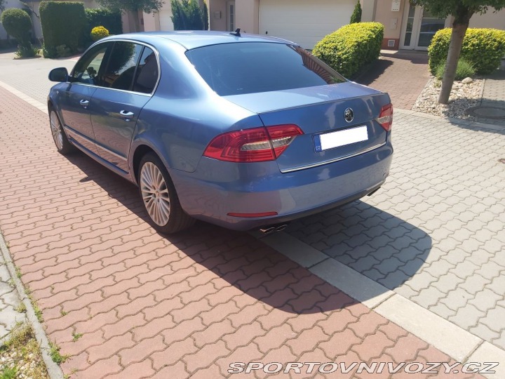 Škoda Superb 3.6, V6, 191 kW 2014