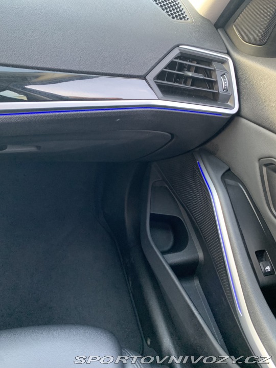 BMW 3 330i 2019