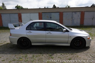 Mitsubishi Lancer EVO IX 2005