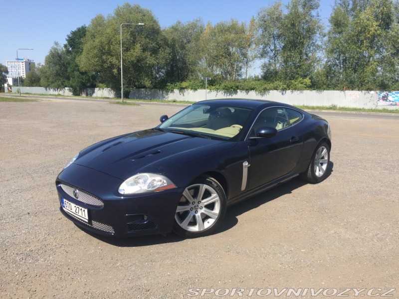 Jaguar XKR 
